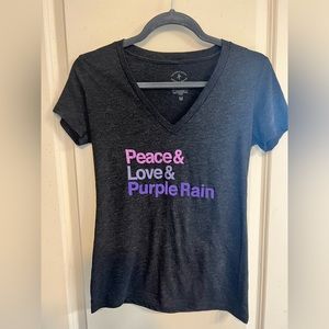 Soft and fitted Prince fan v-neck t-shirt